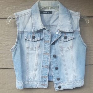 Metallic_49 Light blue wash denim vest  Distressed S SMALL
